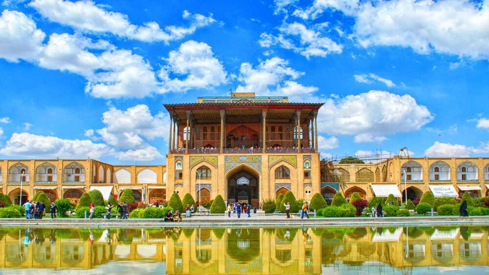 12 Days Iran Classic Tour