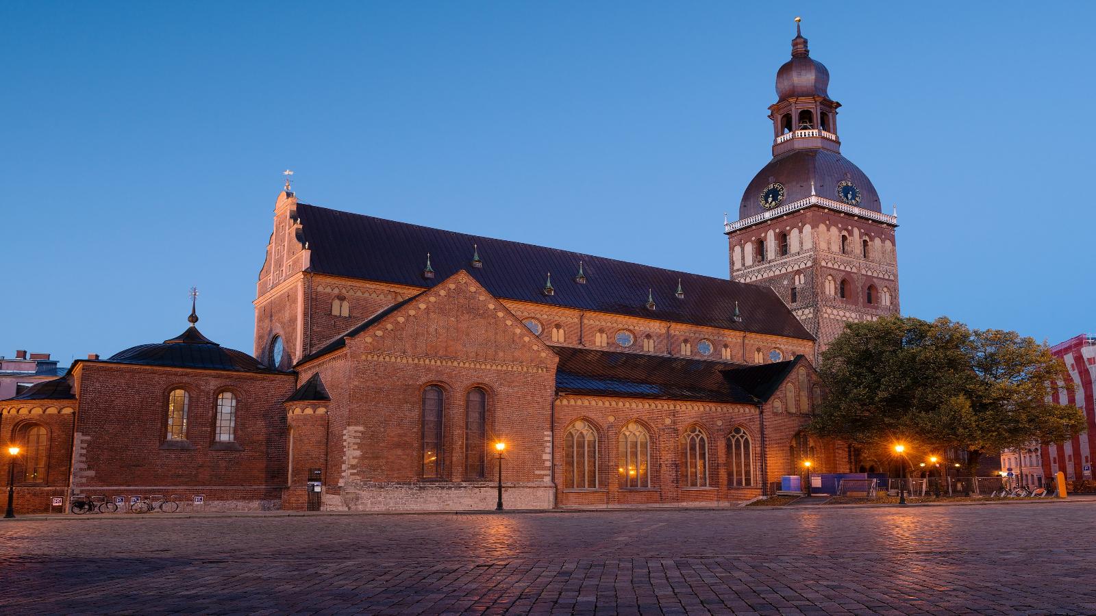 Baltic Capitals & Helsinki Discovery