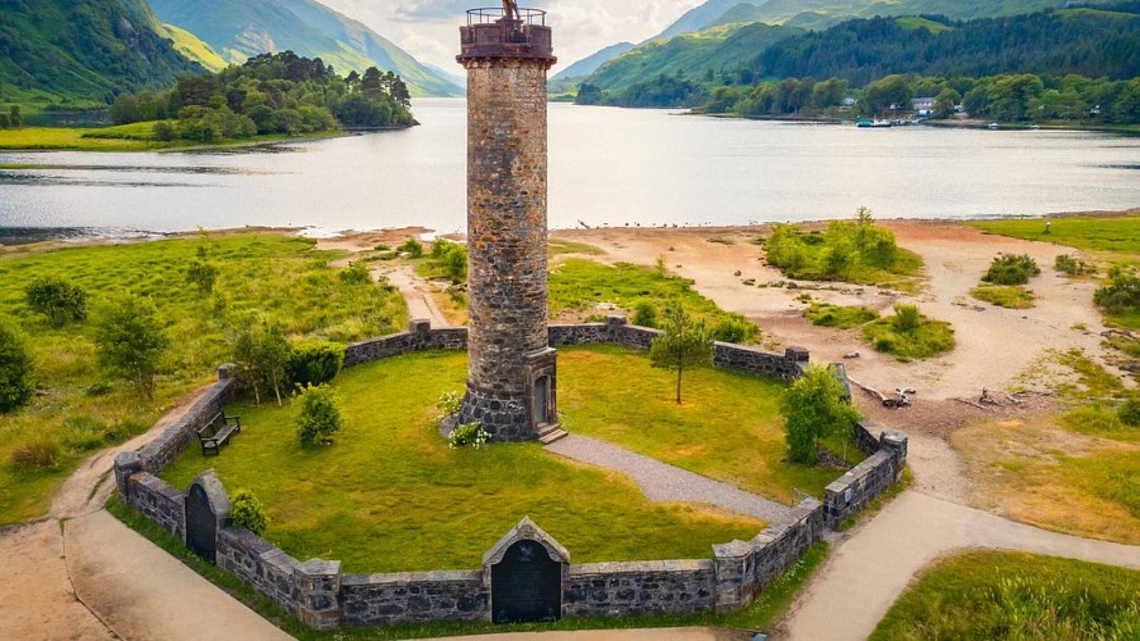 Edinburgh, Highlands & London Experience