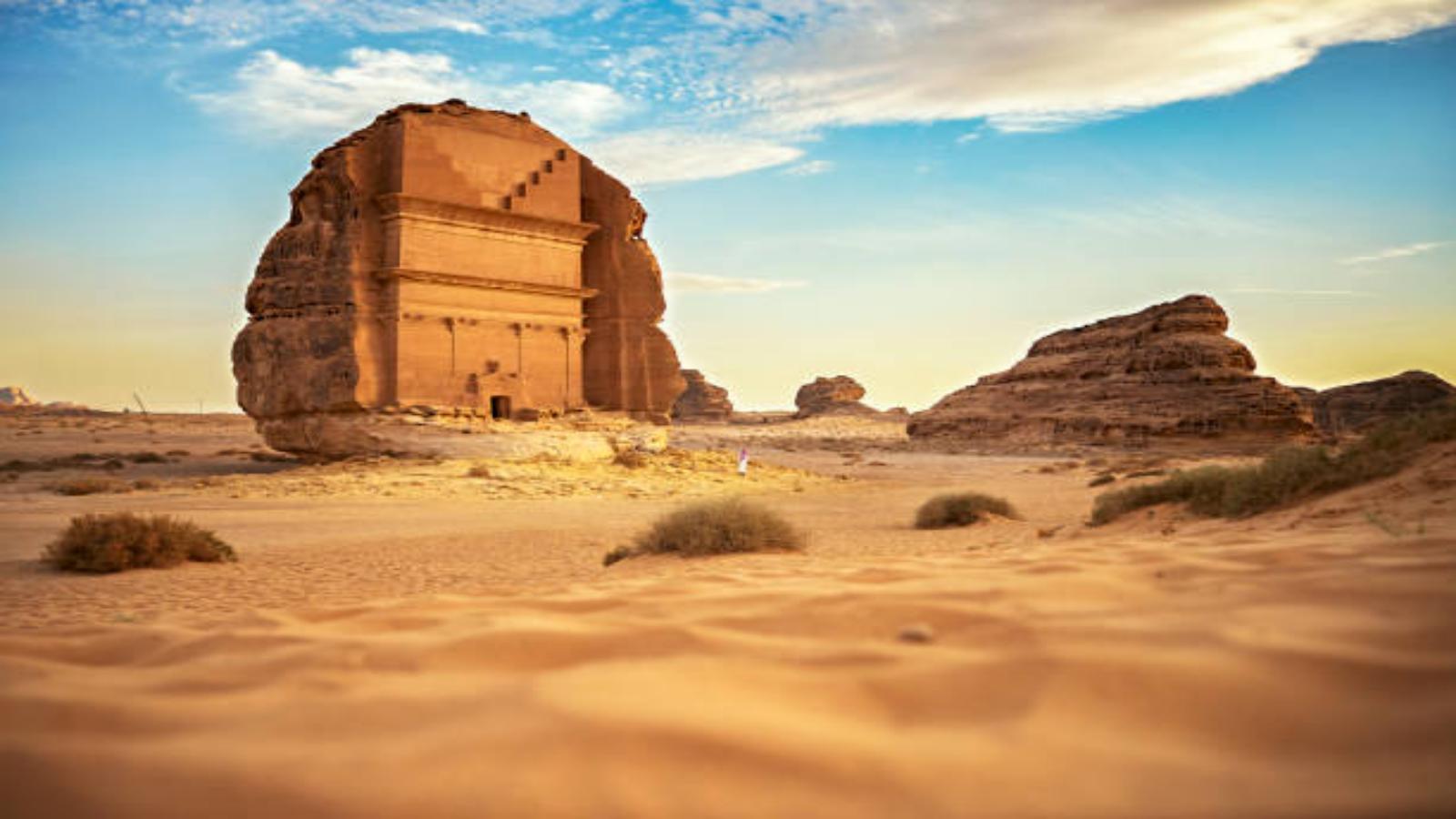 Saudi Arabia Discovery Riyadh & AlUla Wonders