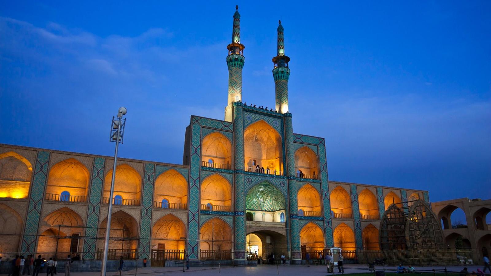 12 Days Iran Classic Tour