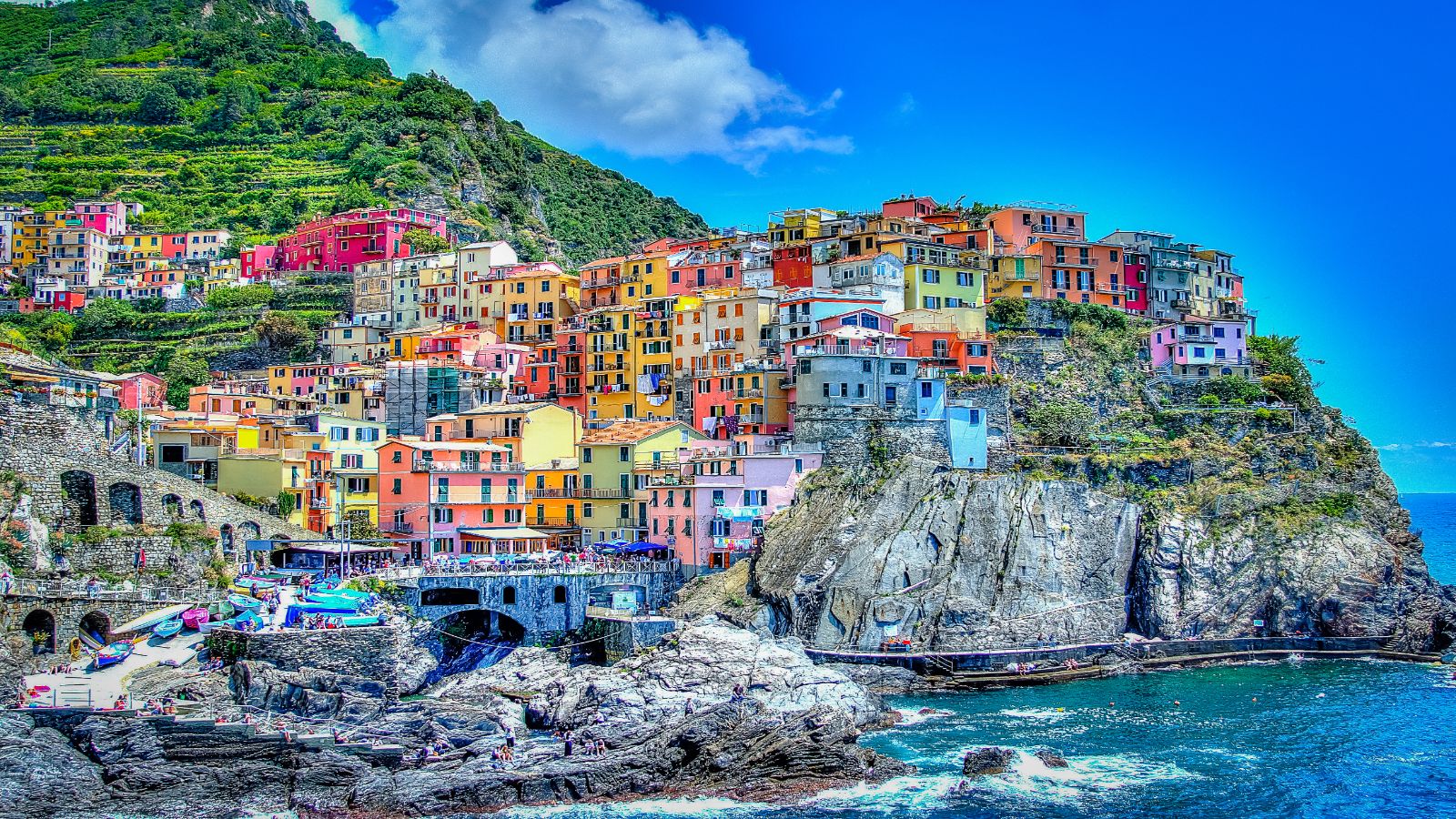 Enchanting Italy: From Venetian Canals to Amalfi Coast Splendor