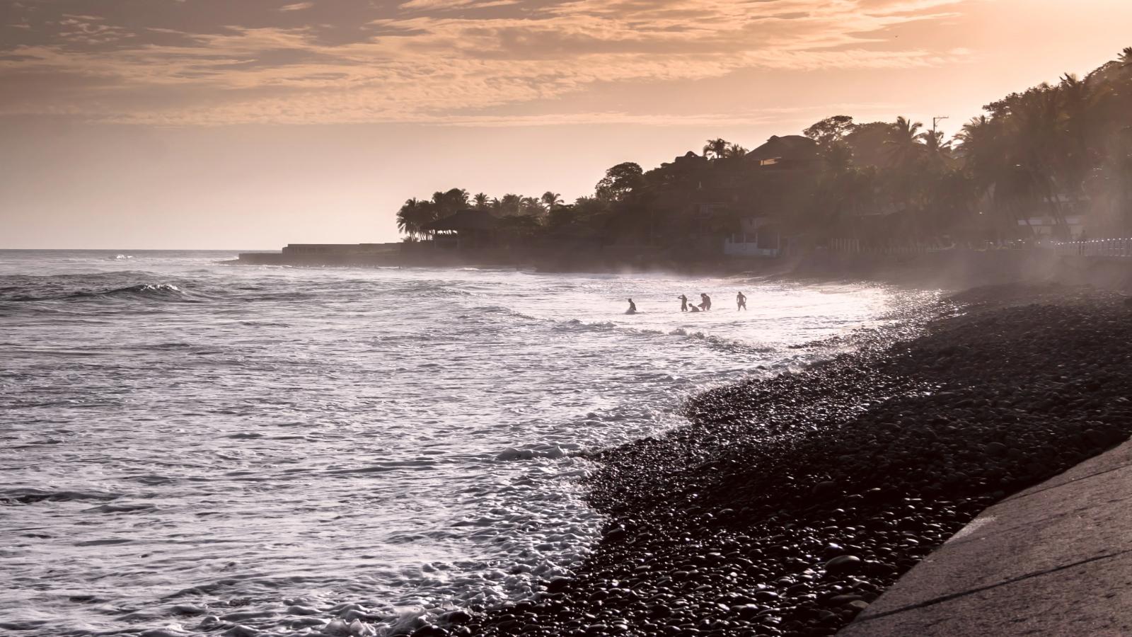 8 Days Mayan Wonders & Pacific Coast Journey