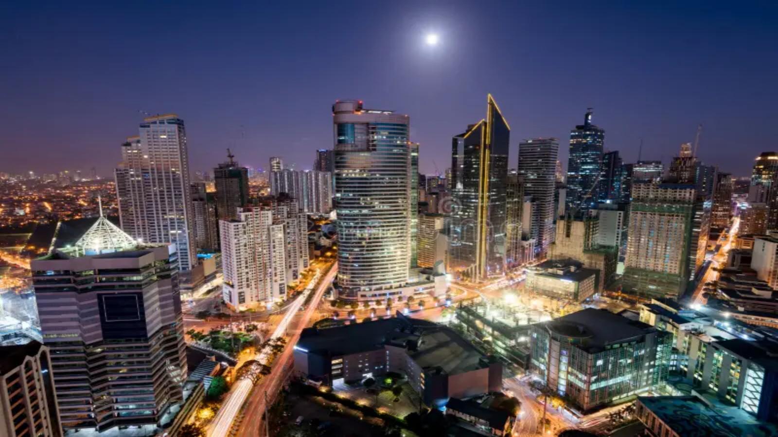 Philippines Paradise Escape: Culture, Volcanoes & Island Bliss