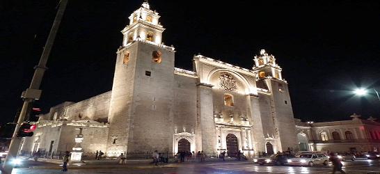 Mexican Marvels: From Ancient Pyramids to Caribbean Paradise