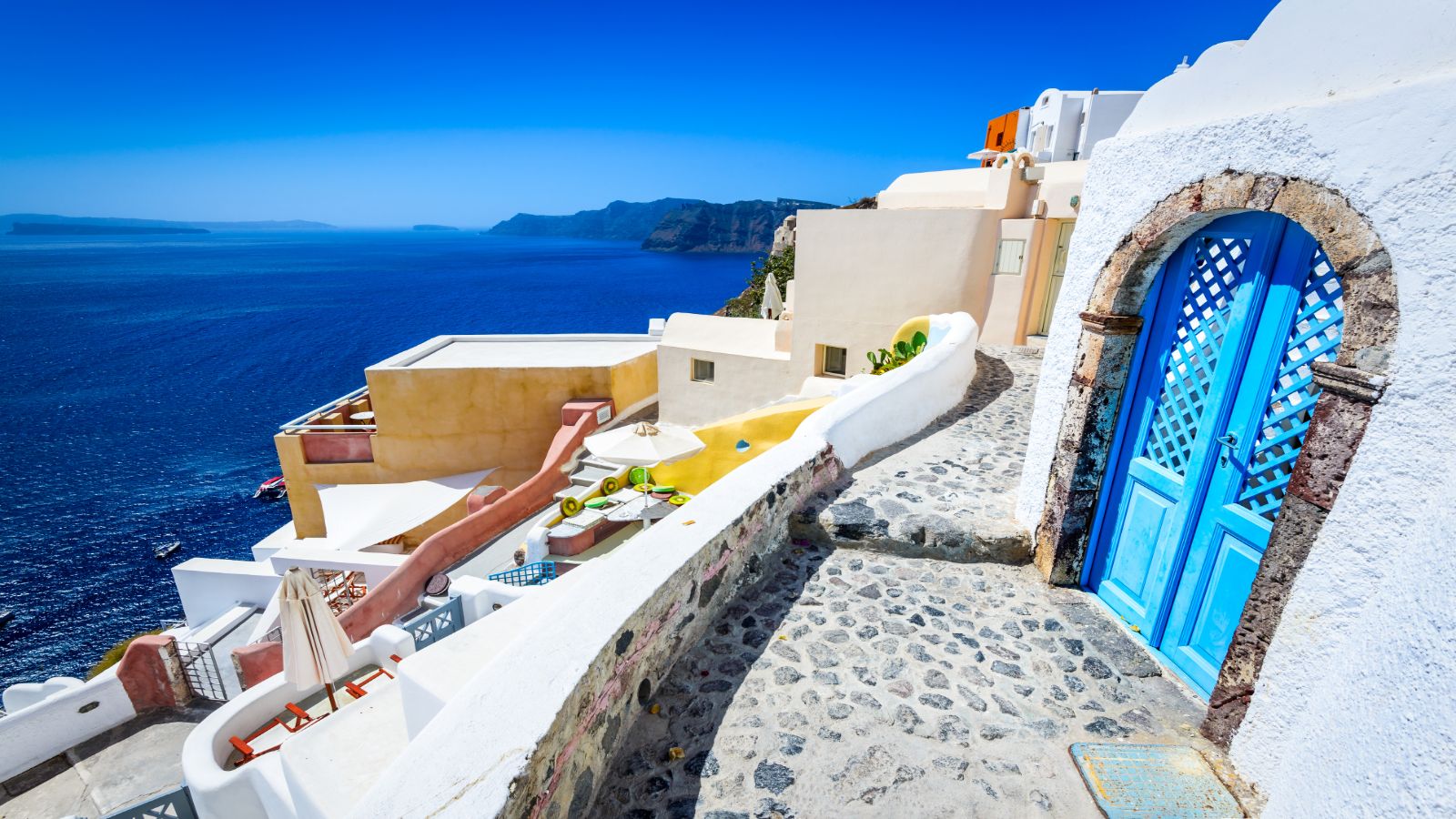 Grecian Getaway: A Journey through Athens, Santorini, and Crete