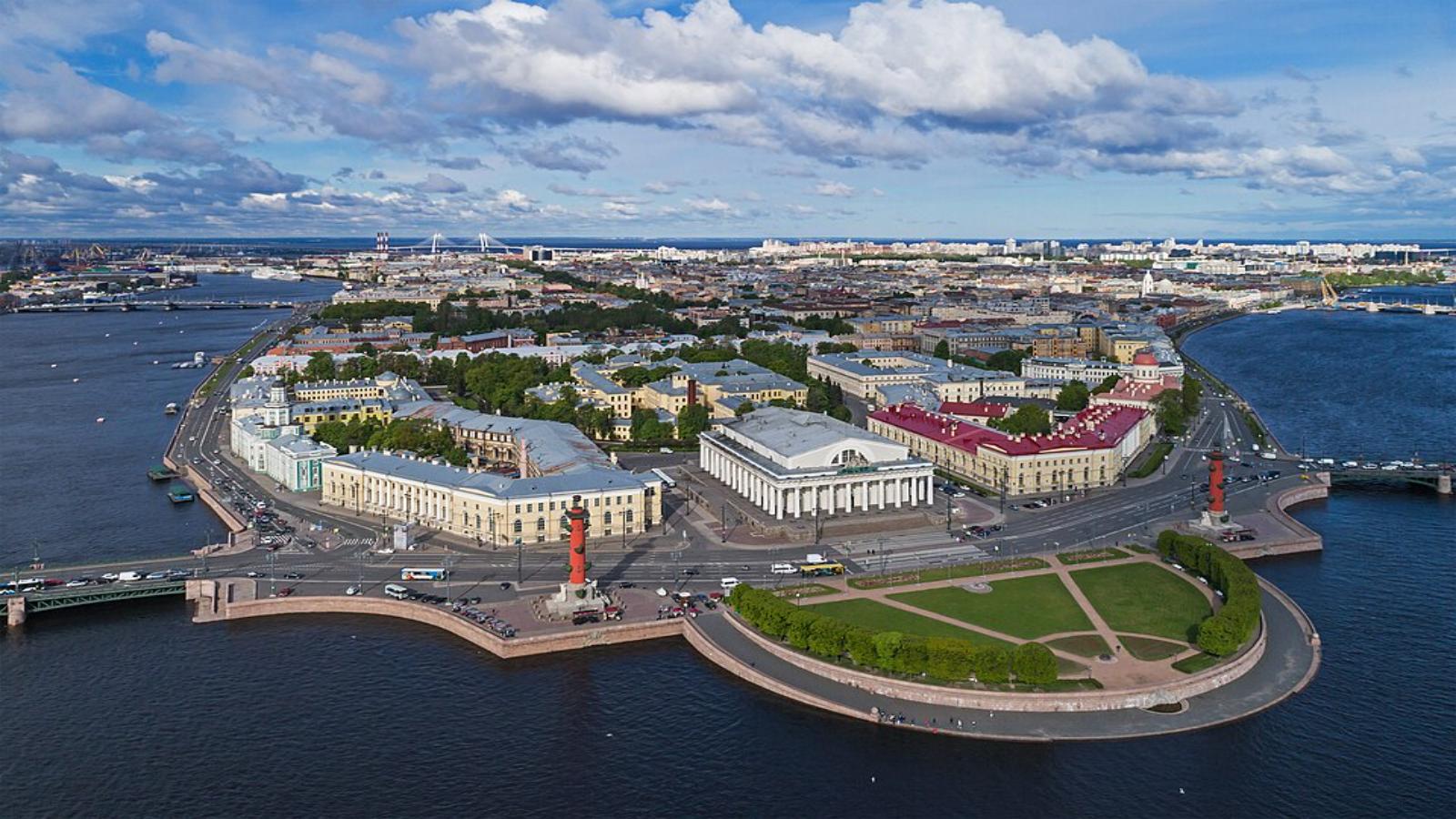 Russia Unveiled: Culture, History & Palaces