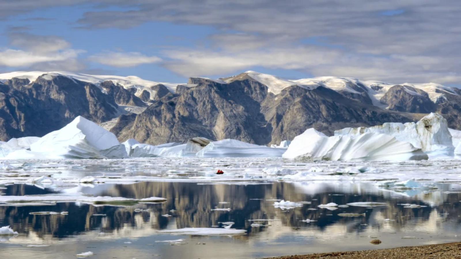 Greenland Icefjord & Arctic Culture Tour